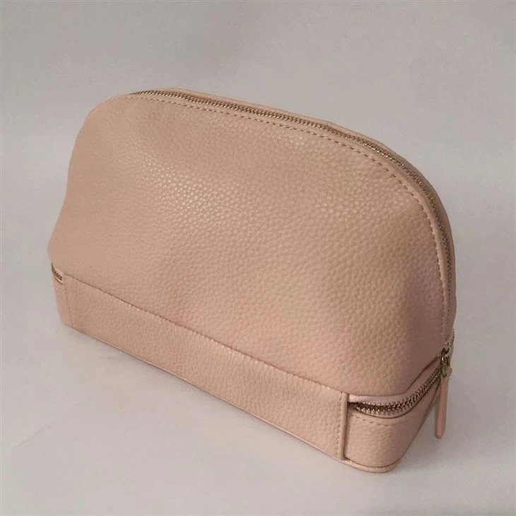 toiletry bag aesthetic